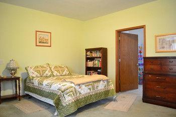 Lazy T Ranch Guest House Манхэттен Экстерьер фото