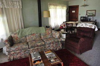Lazy T Ranch Guest House Манхэттен Экстерьер фото